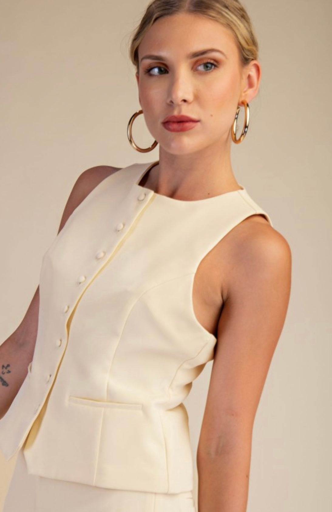 The Valea Vest Top